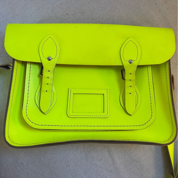 The Cambridge Satchel Company Women’s Leather Crossbody Bag Neon Yellow - Picture 3 of 9